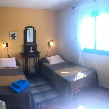 Casa Con Piscina Y Barbacoa